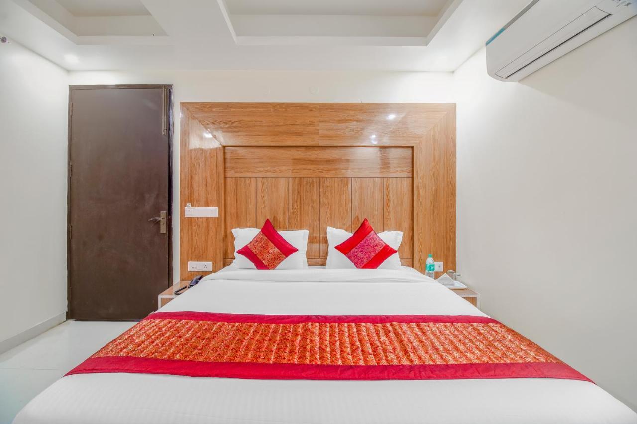 Hotel Classic Plaza At Delhi Airport New Delhi Eksteriør bilde