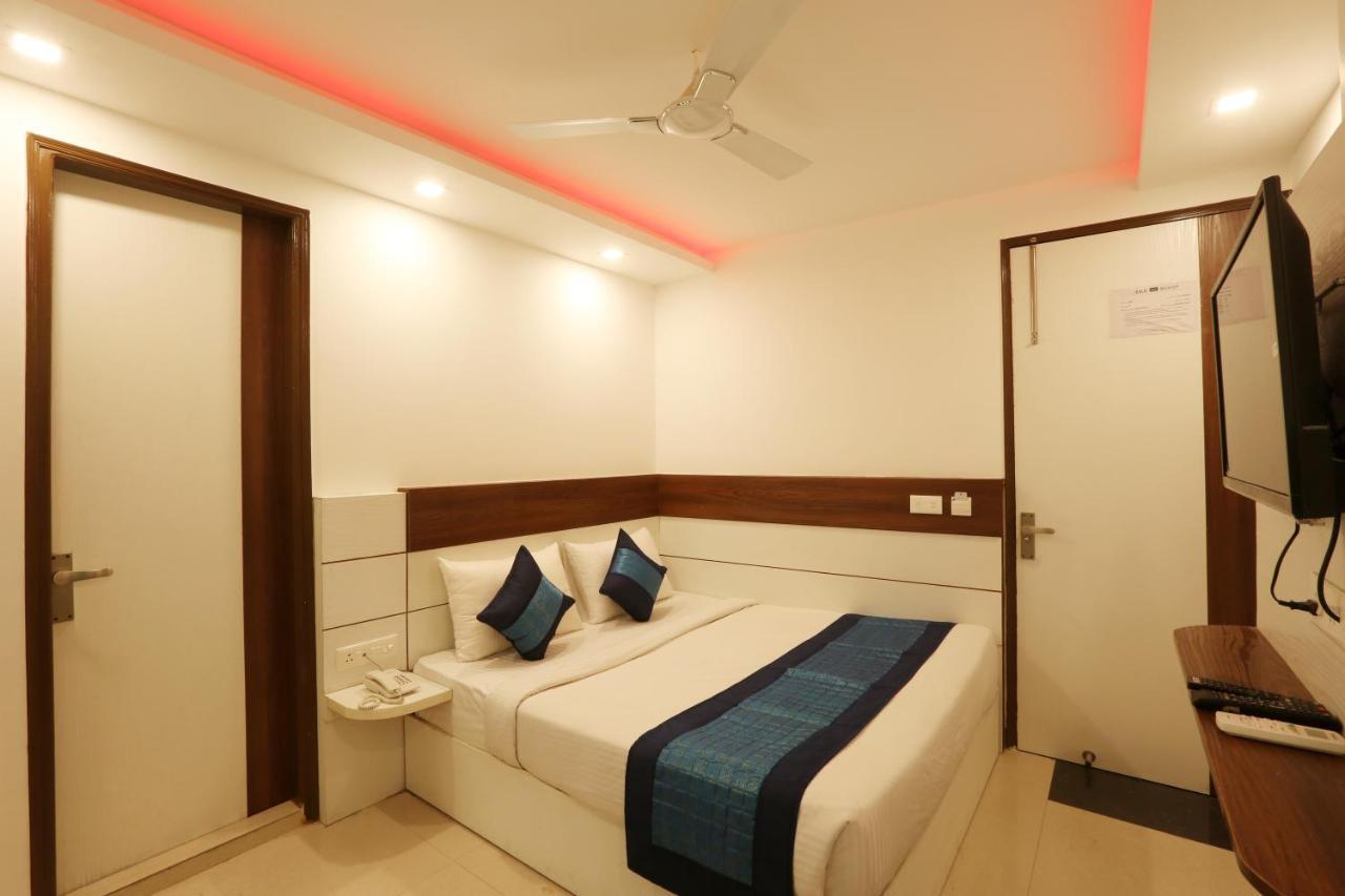 Hotel Classic Plaza At Delhi Airport New Delhi Eksteriør bilde
