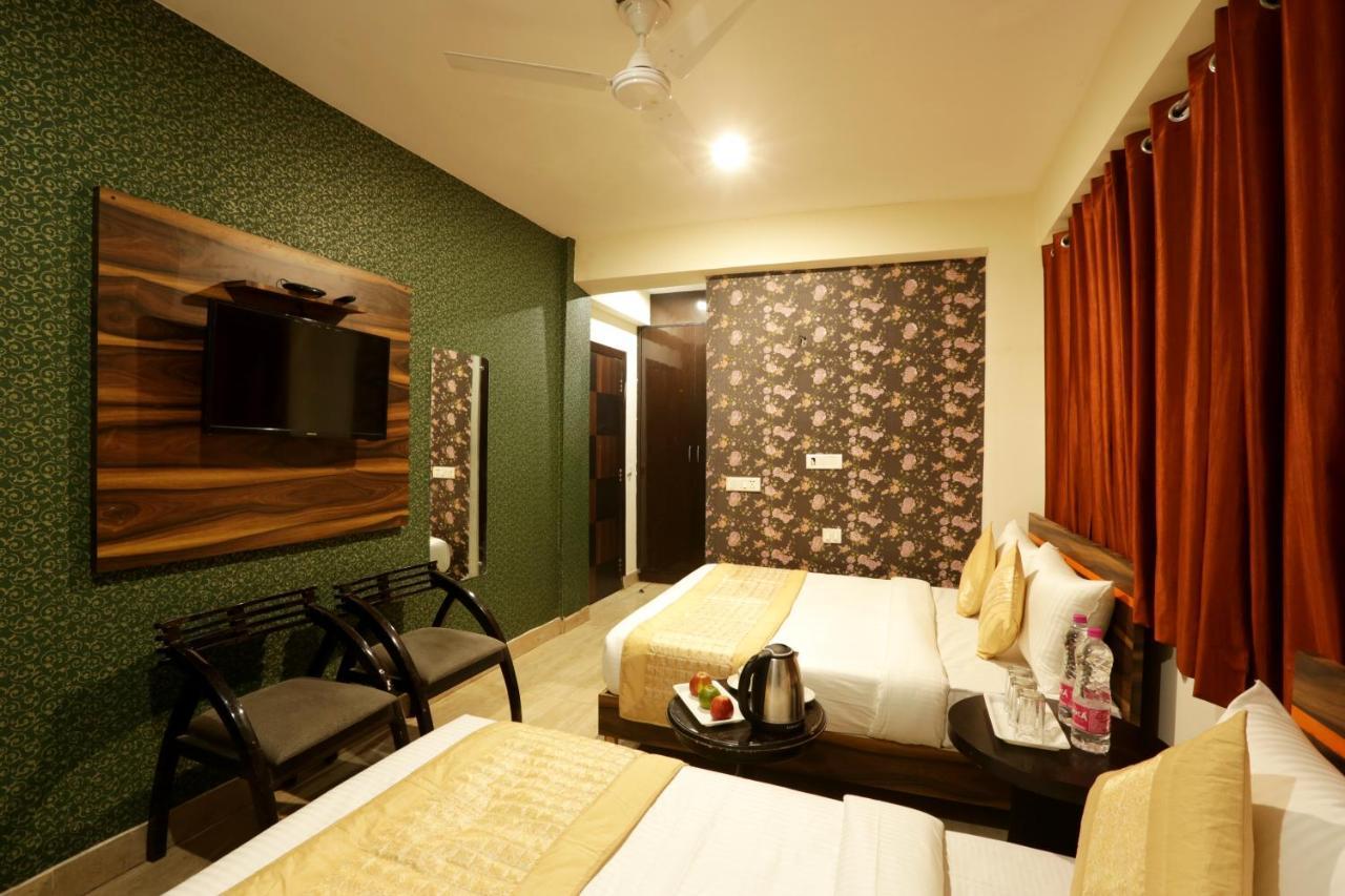 Hotel Classic Plaza At Delhi Airport New Delhi Eksteriør bilde
